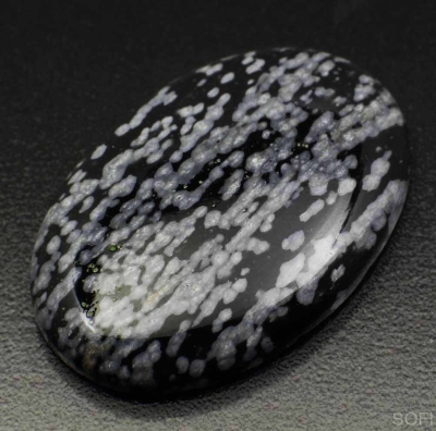  Камень снежный обсидиан натуральный 20.95 карат арт. 12829