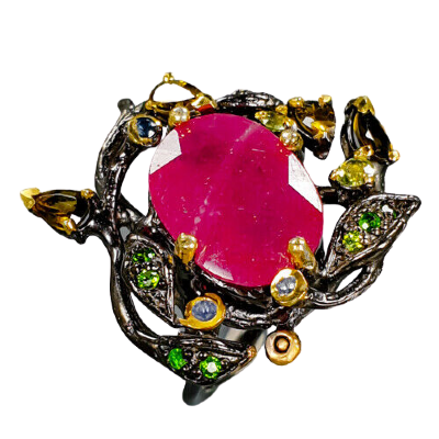 Серебряное кольцо с рубиновым корундом арт 40064
