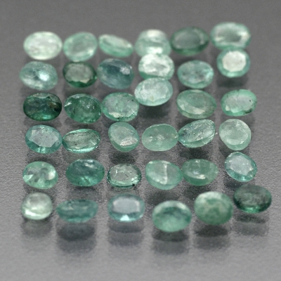 Камень зелёный берилл натуральный 7.13 карат арт. 24503