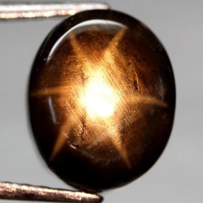  Камень звездчатый черный сапфир натуральный 6.51 карат арт. 12299