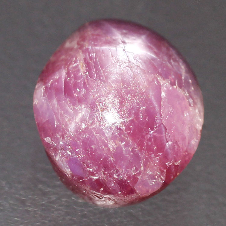 Камень звездчатый розовый корунд натуральный 3.41 карат арт 22103