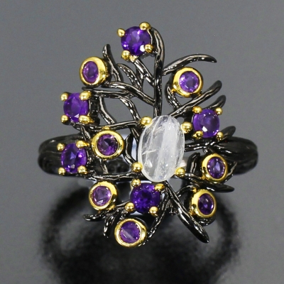 Серебряное кольцо с лунным камнем и аметистом натуральными арт. 33802