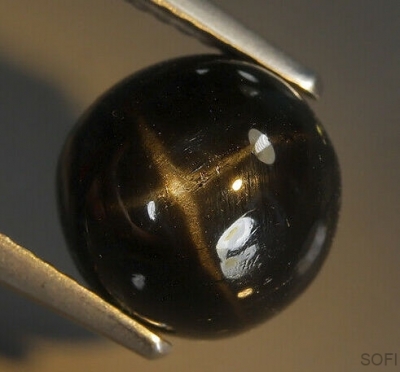 Камень звездчатый Диопсид натуральный 4.82 карат арт. 25357