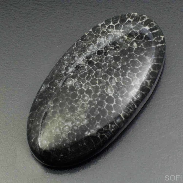  Камень чёрный мрамор натуральный 53.00 карат арт. 12188