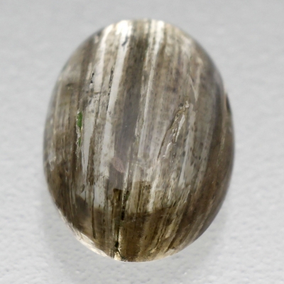 Камень Скаполит натуральный с рутилом 3.72 карат арт 30000