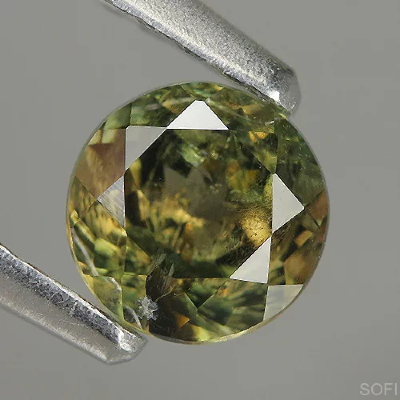  Камень Корнерупин натуральный 0.46 карат арт. 17780