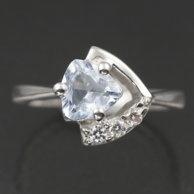 Серебряное кольцо с топазом натуральным арт. 27175