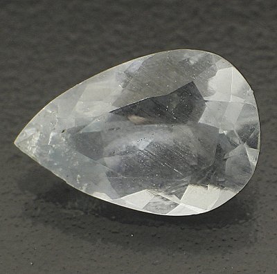 Камень Аквамарин натуральный 2.00 карат 11х8 мм груша арт. 17801