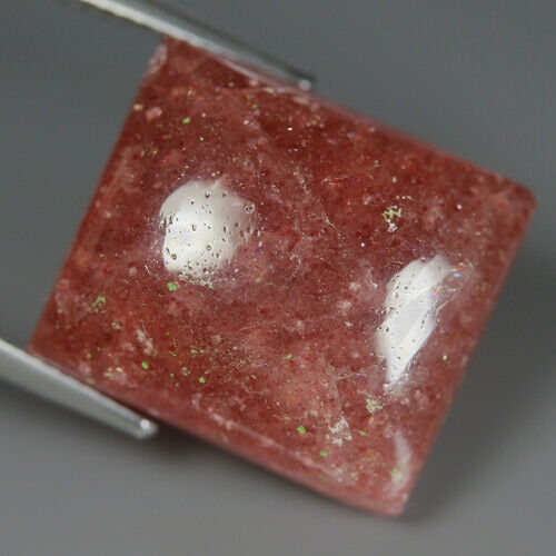 Камень Клубничный кварц натуральный 24.05 карат арт. 27848