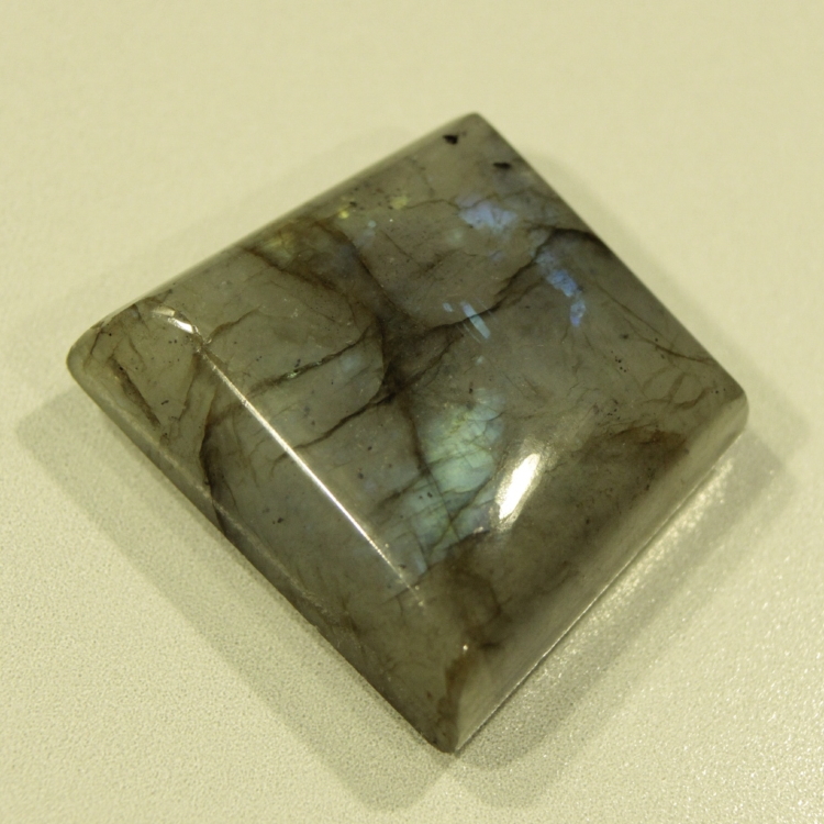  Камень Лабрадорит натуральный 86.40 карат арт. 9026