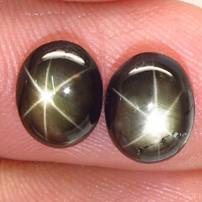  Камень звездчатый черный сапфир натуральный 7.19 карат арт. 9262